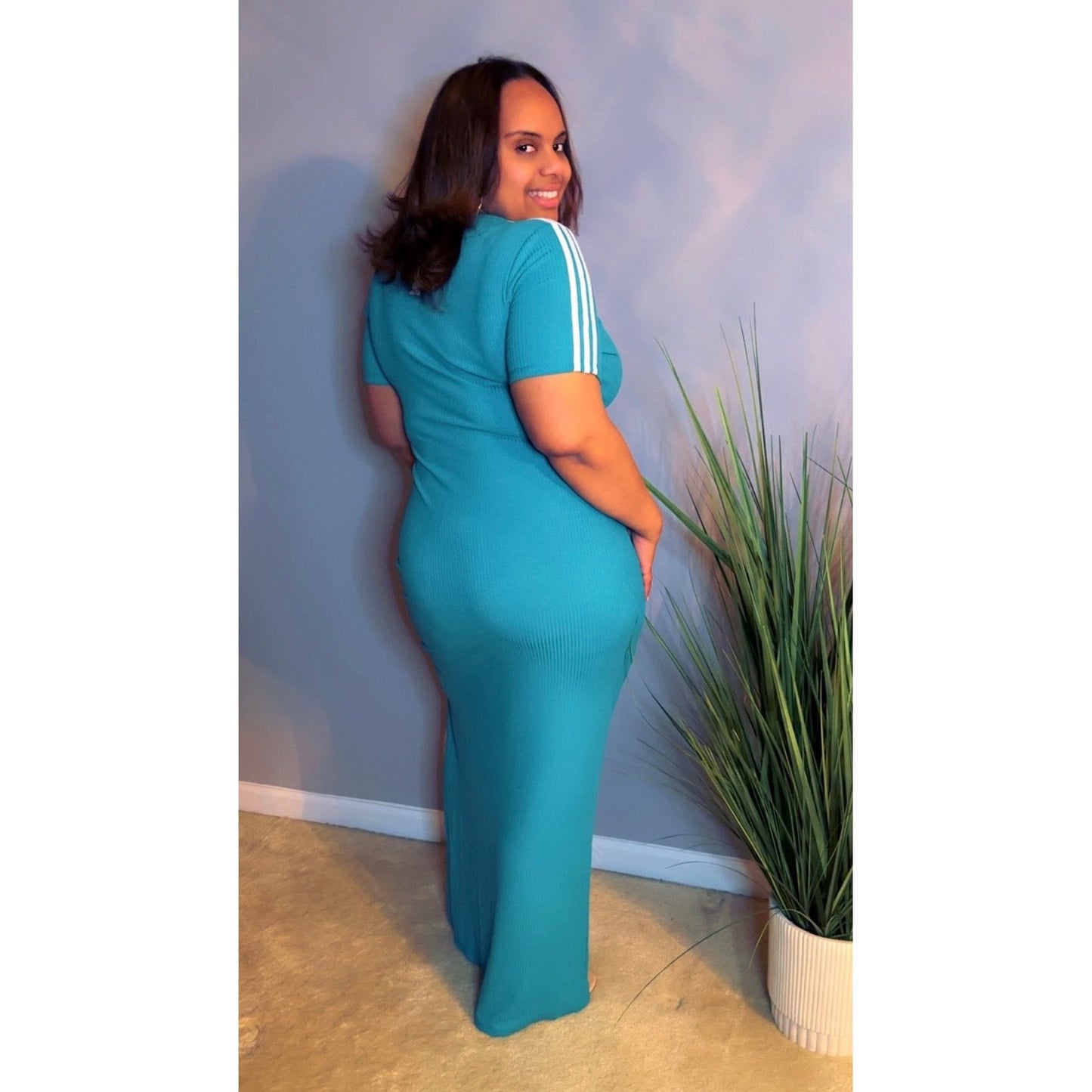 "Breeze in Jade" Maxi Dress - Plus/Curve